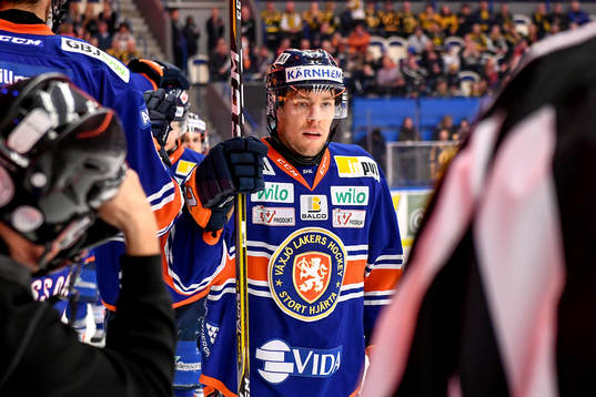 Växjös Robert Rosén jublar