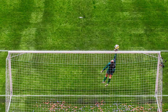 Goalkeeper Michelle Jenny Betos of Vålerenga makes a save