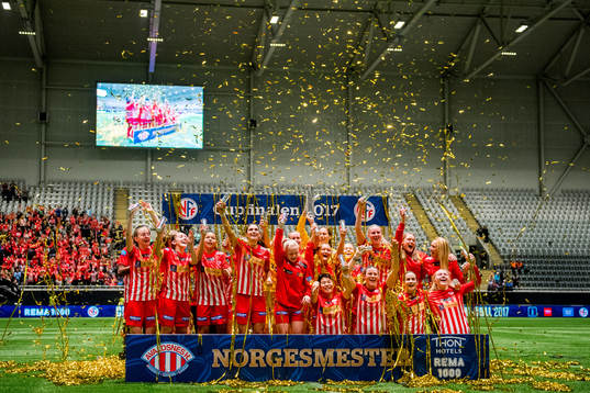 Players of Avaldsnes celebrate winning the cup final match