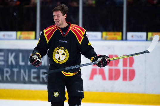 Brynäs Jesper Jensen har ont