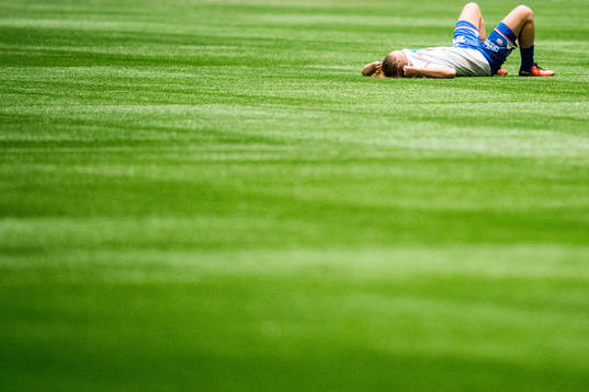 Anne Lise Olsen of Vålerenga looks dejected