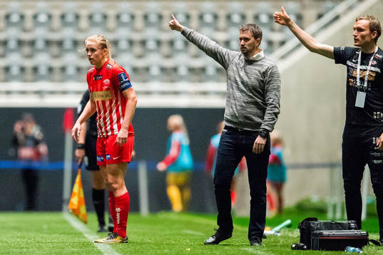 Elise Hove Thorsnes and Per Inge Jacobsen, head coach of