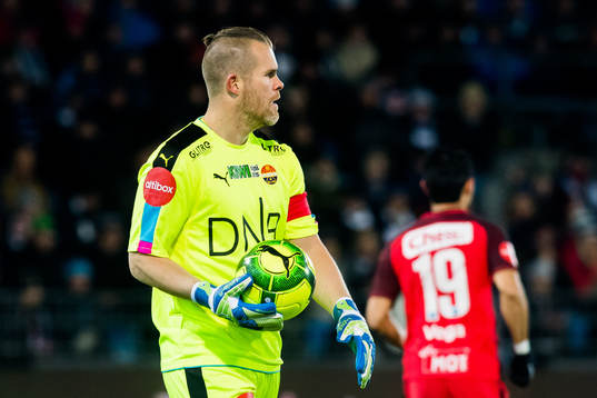 Goalkeeper Espen Bugge Pettersen of Strømsgodset