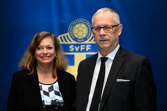 Helene Fors, Elitfotboll Dam och Lars Lagerbäck