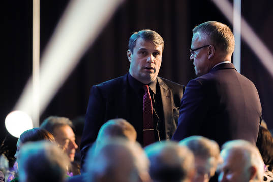Östersunds ordförande Daniel Kindberg och Janne Andersson