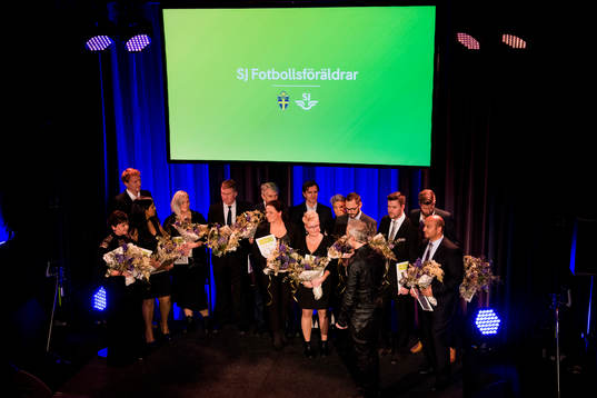 Prisutdelning till årets fotbollsföräldrar