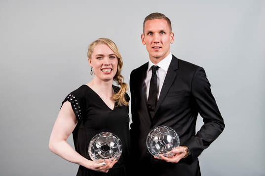 Årets målvakter, Hedvig Lindahl, Chelsea och Robin Olsen,
