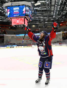 Linköpings Sebastian Karlsson jublar
