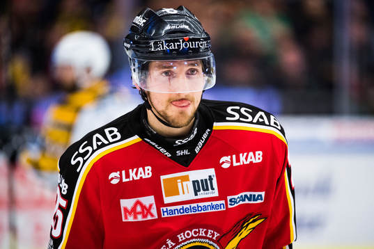 Luleås Anton Hedman deppar