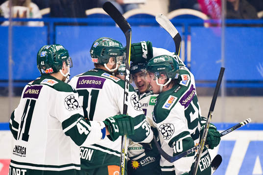 Färjestads spelare jublar