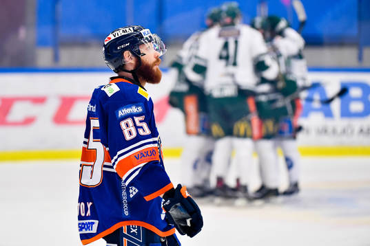 Växjös Liam Reddox deppar