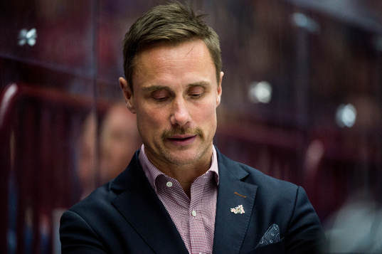 Frölundas tränare Roger Rönnberg deppar