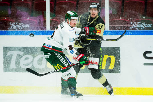 Frölundas Adam Almqvist och Malmö Redhawks Carl-Johan