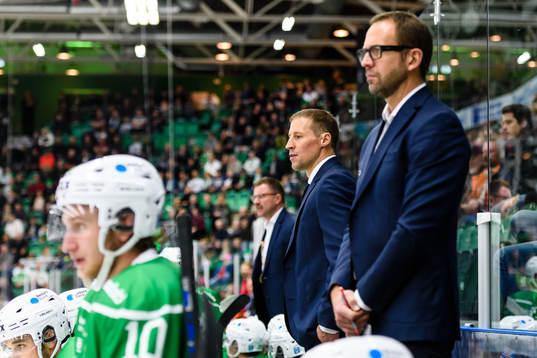 Rögles assisterande tränare Roger Hansson och tränare