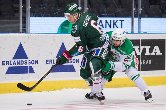 Frölundas Kristoffer Gunnarsson mot Rögles Jack Connolly