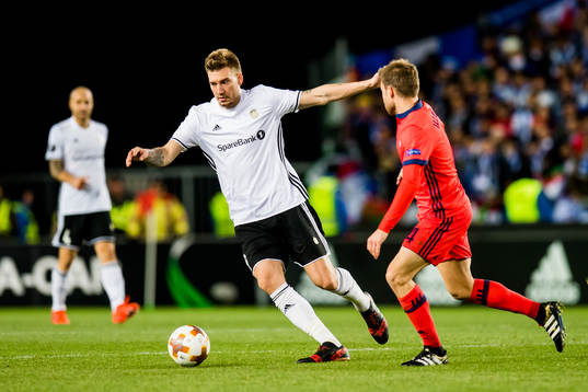 Nicklas Bendtner of Rosenborg and Asier Illarramendi of