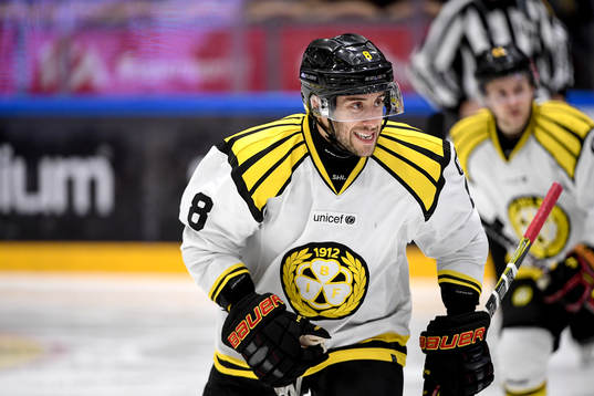 Brynäs Aaron Palushaj jublar