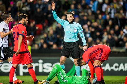 Daniel Stefanski, referee