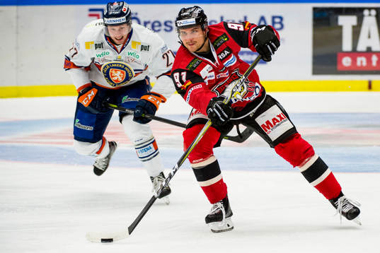 Växjös Martin Lundberg och Malmö Redhawks Max Görtz