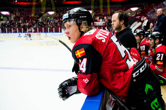 Malmö Redhawks Marcus Sylvegård i båset