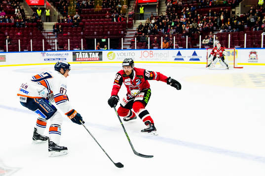 Växjös Robert Rosén och Malmö Redhawks Anton Mylläri