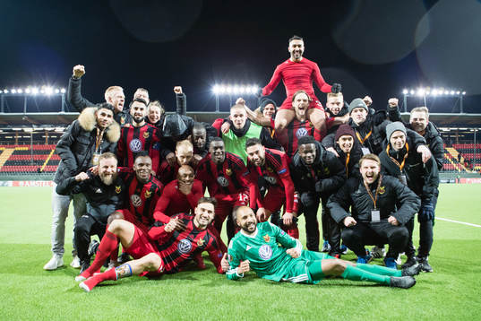 Östersunds spelare jublar