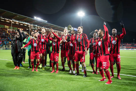 Östersunds spelare jublar