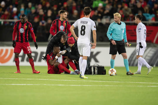 Östersunds Alhaji Gero skadar sig