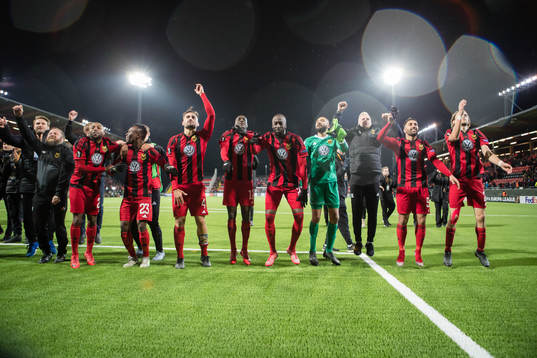 Östersunds spelare jublar
