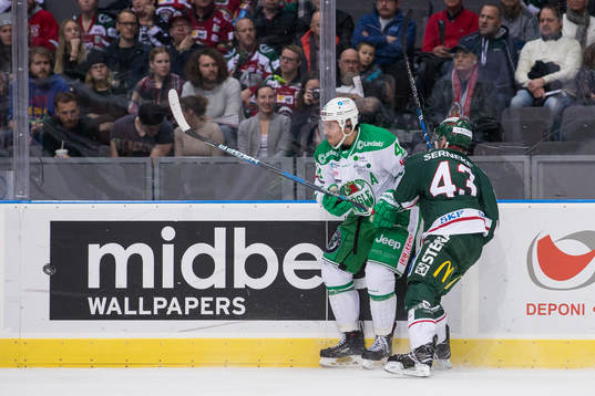 Rögles Daniel Widing och Frölundas Jesper Emanuelsson