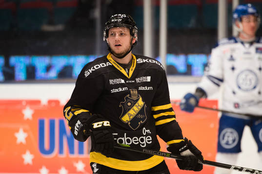 s Andreas Hjelm före ishockeymatchen i Hockeyallsvenskan