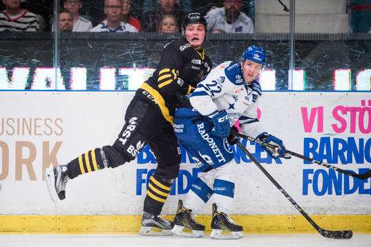 s Max Lindholm och Leksands Martin Grönberg