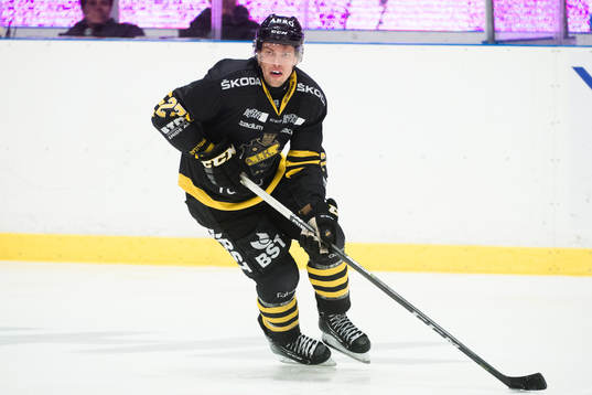 s Eric Castonguay