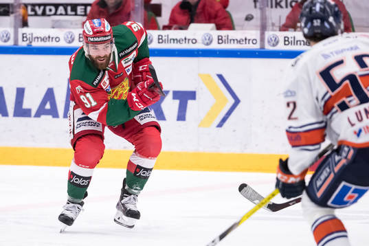 Moras Jacob Lagacé  i ishockeymatchen i SHL mellan Mora