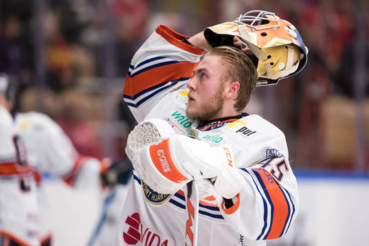 Växjös målvakt Viktor Andrén  i ishockeymatchen i SHL