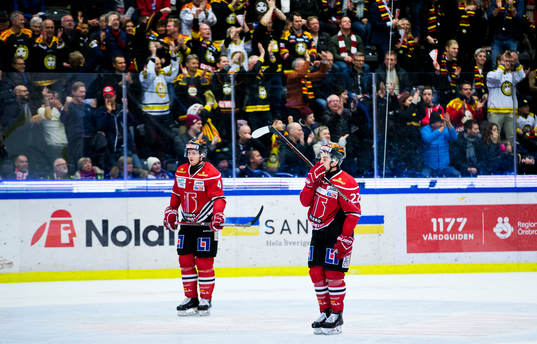 Örebros Arvid Aronsson och Jonathan Andersson deppar vid