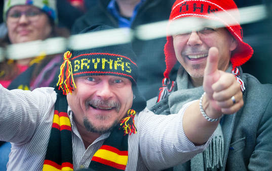 Brynäs supporter jublar