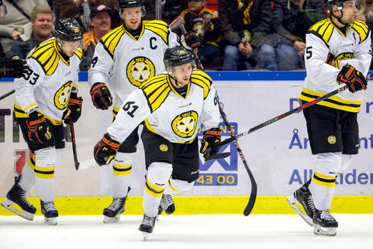 Brynäs Juuso Ikonen jublar