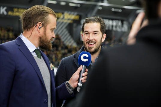 Cmores expert Sanny Lindström intervjuar Skellefteås