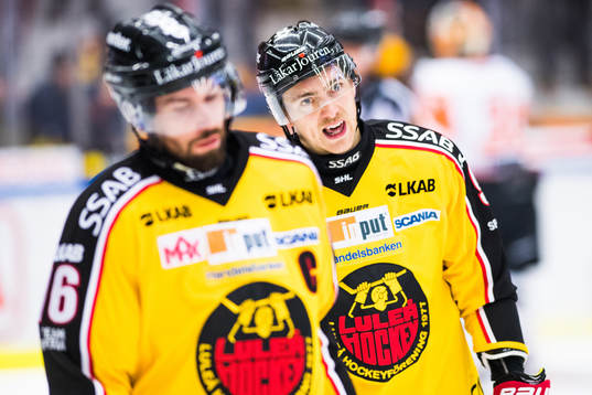 Luleås Niklas Olausson (tv) och Johan Forsberg