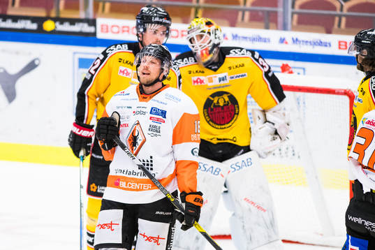 Karlskronas Emil Larsson deppar