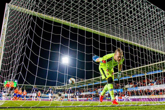 Goalkeeper Espen Bugge Pettersen of Strømsgodset looks