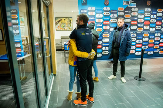 Trond Fredriksen, head coach of Aalesund, with his family