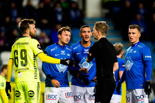 Patrick Mortensen of Sarpsborg and Ruben Gabrielsen of