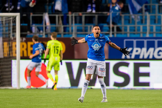 Ruben Gabrielsen of Molde celebrates