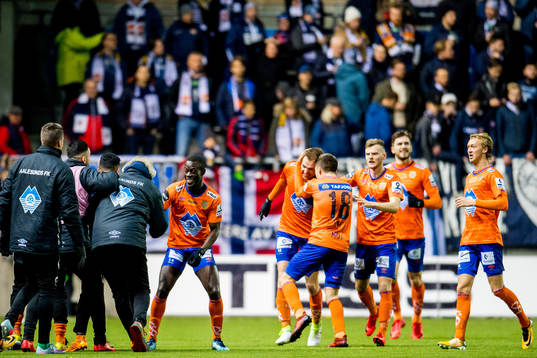 Edwin Gyasi of Aalesund celebrates with teammates