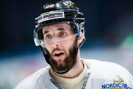 Vita Hästens Emil Eriksson