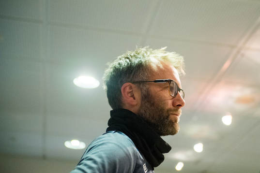 Trond Fredriksen, head coach of Aalesund, talks to the