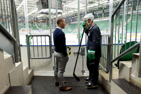 Rögles sportchef Chris Abbott och tränare Cam Abbott i