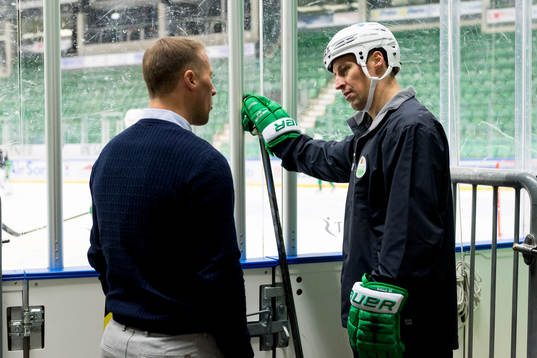 Rögles sportchef Chris Abbott och tränare Cam Abbott i